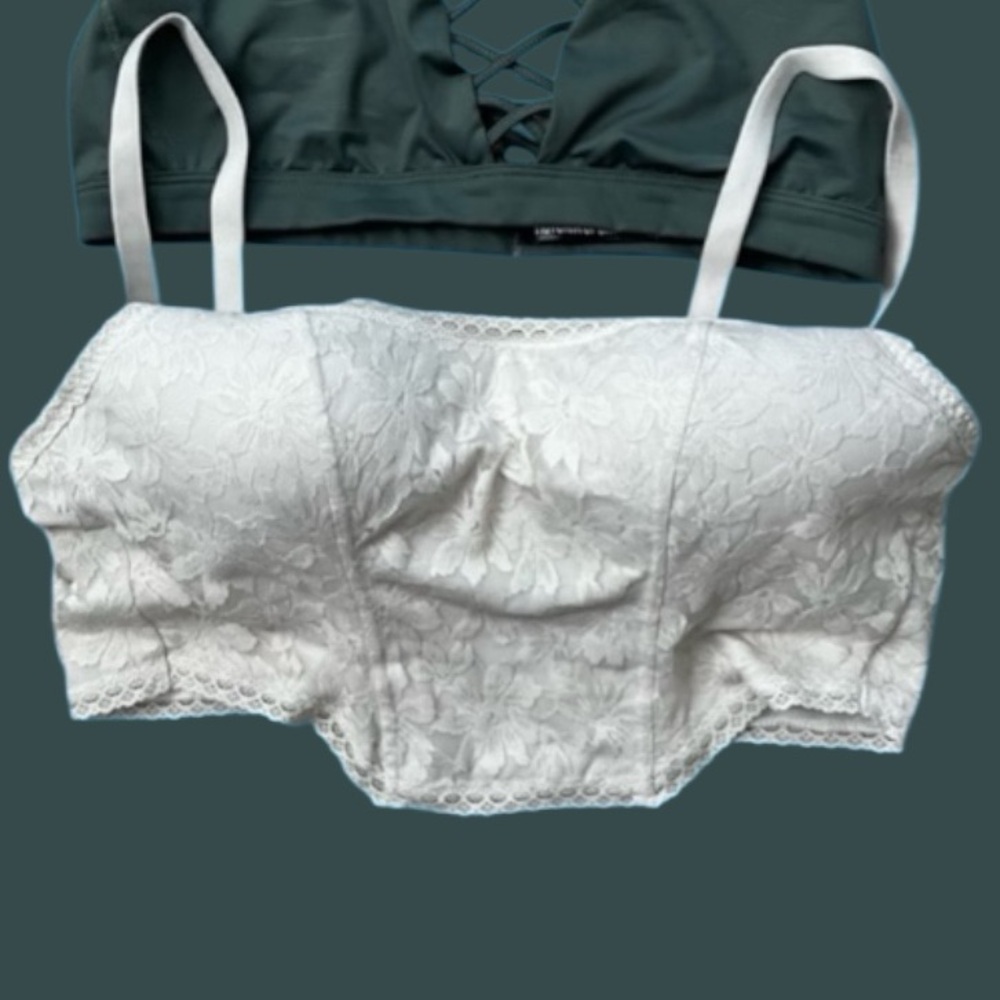 Victoria’s Secret- large-lace bra Straps